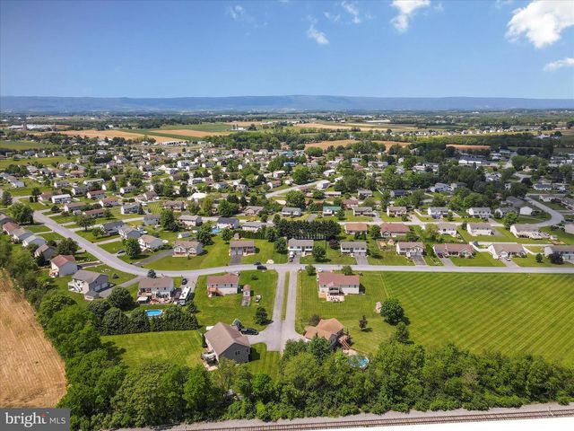 1136 ASHTON DRIVE, Shippensburg, PA 17257