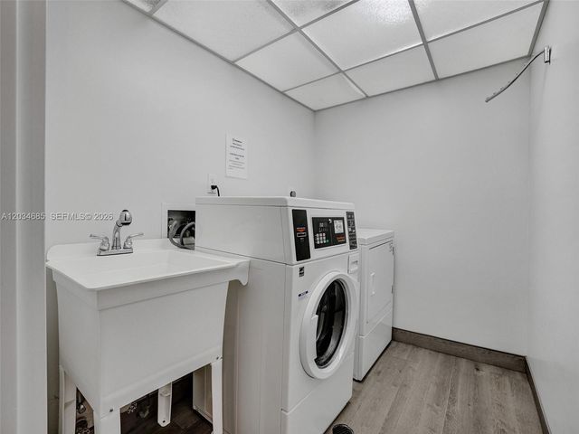 2401 S Ocean Drive 2402, Hollywood, FL 33019