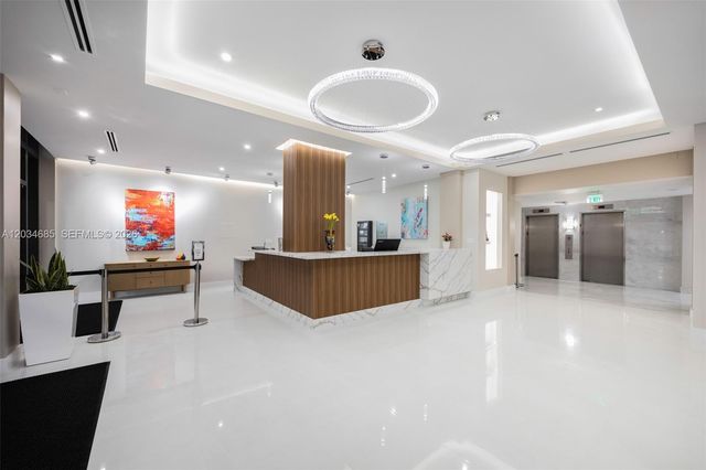 2401 S Ocean Drive 2402, Hollywood, FL 33019