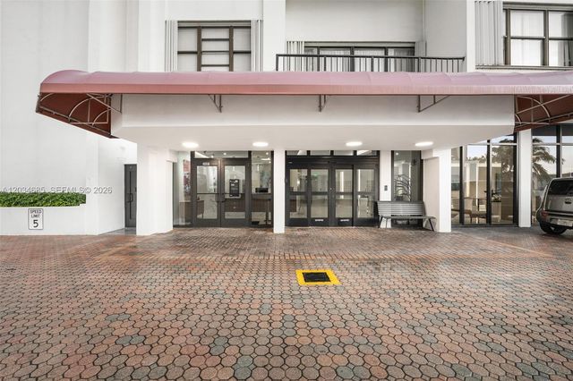 2401 S Ocean Drive 2402, Hollywood, FL 33019
