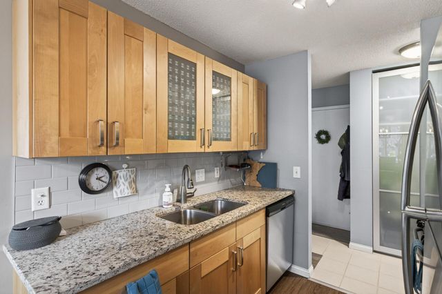 333 8th Street SE 117, Minneapolis, MN 55414