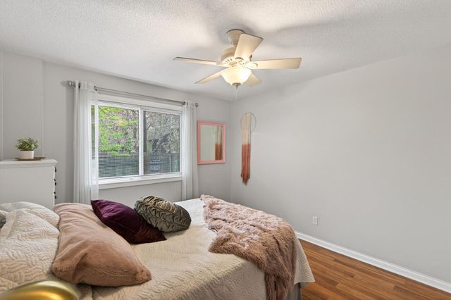 333 8th Street SE 117, Minneapolis, MN 55414