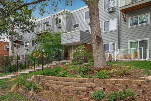 333 8th Street SE 117, Minneapolis, MN 55414