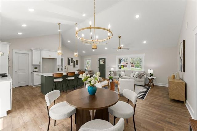 110 Woodglen Drive, Woodstock, GA 30188