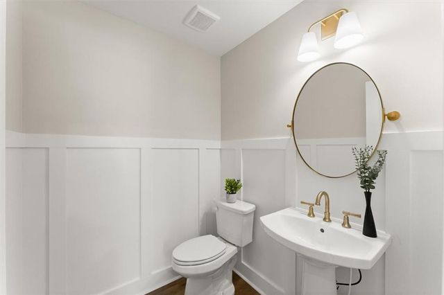 110 Woodglen Drive, Woodstock, GA 30188