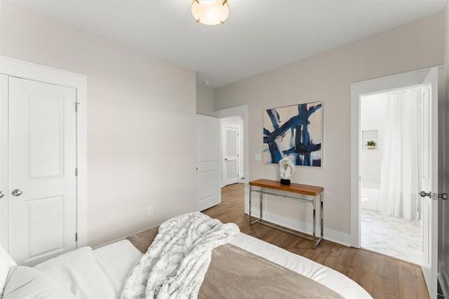 110 Woodglen Drive, Woodstock, GA 30188