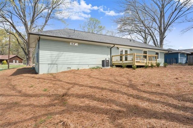 110 Woodglen Drive, Woodstock, GA 30188