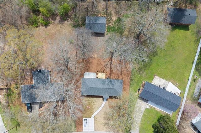 110 Woodglen Drive, Woodstock, GA 30188