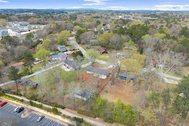 110 Woodglen Drive, Woodstock, GA 30188