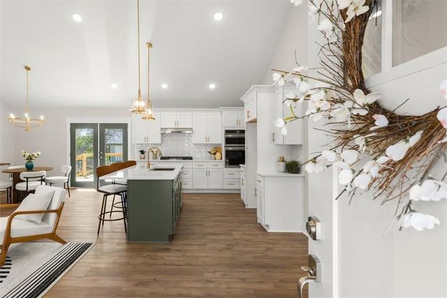 110 Woodglen Drive, Woodstock, GA 30188