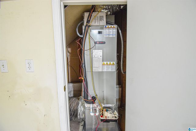 4911 DOVE CREEK AVENUE, Northport, AL 35473