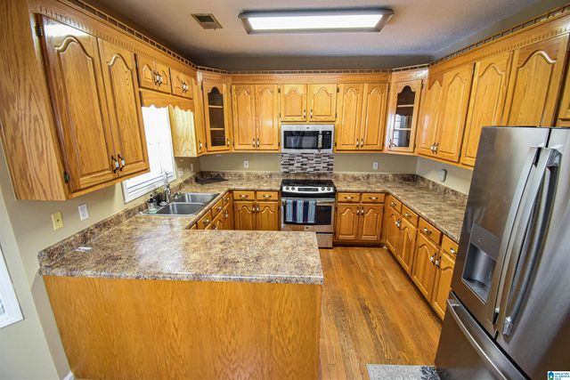 4911 DOVE CREEK AVENUE, Northport, AL 35473