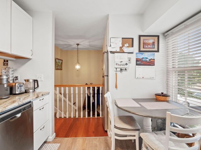 3036 Winterberry DR, Roanoke, VA 24018