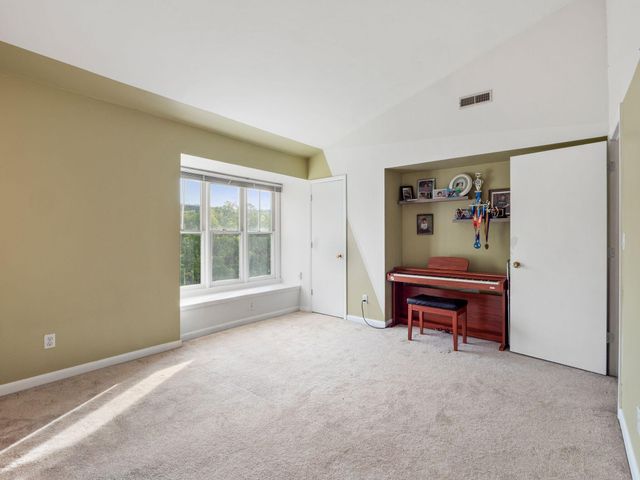 3036 Winterberry DR, Roanoke, VA 24018