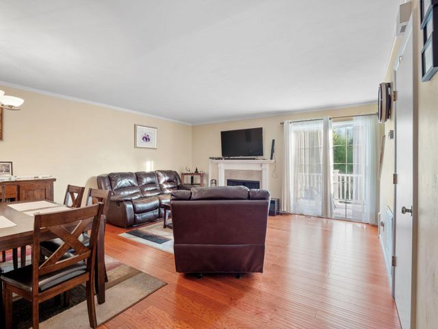 3036 Winterberry DR, Roanoke, VA 24018