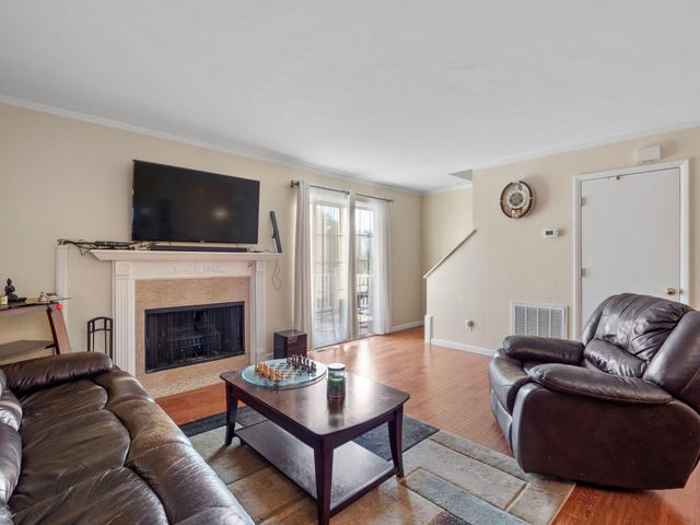 3036 Winterberry DR, Roanoke, VA 24018