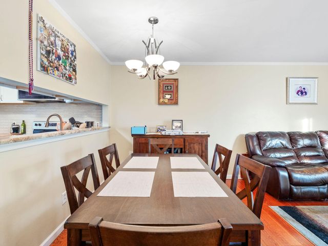 3036 Winterberry DR, Roanoke, VA 24018