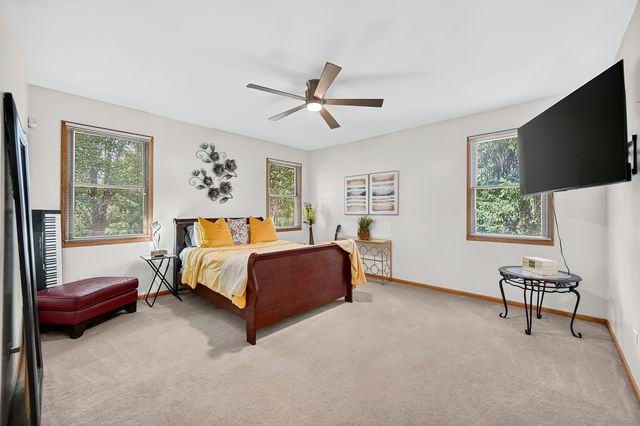13935 Elizabeth Lane, Mokena, IL 60448