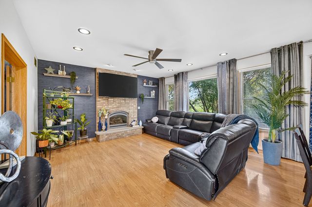 13935 Elizabeth Lane, Mokena, IL 60448