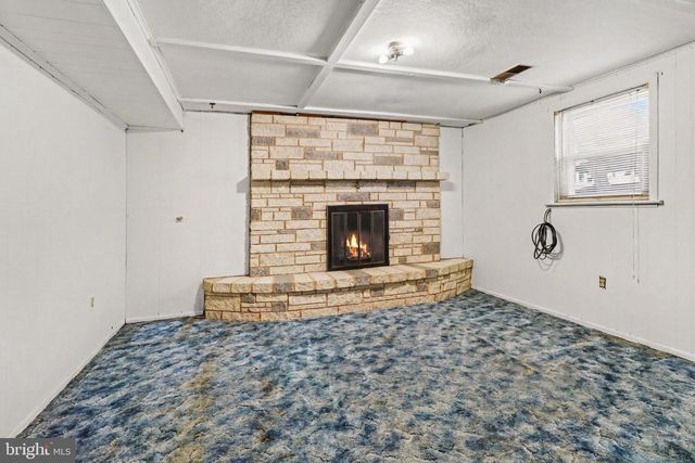1200 GROSS DR, Mechanicsburg, PA 17050