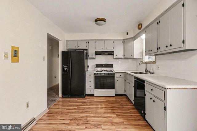 1200 GROSS DR, Mechanicsburg, PA 17050
