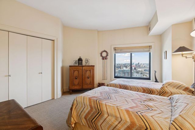 110 Bank Street SE L2601, Minneapolis, MN 55414