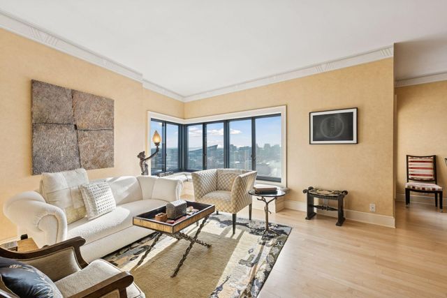 110 Bank Street SE L2601, Minneapolis, MN 55414