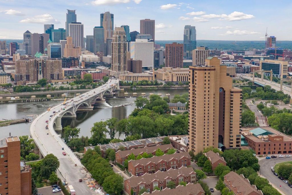 110 Bank Street SE L2601, Minneapolis, MN 55414