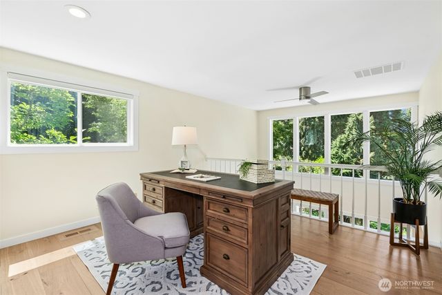 13525 62nd Avenue NE, Kirkland, WA 98034