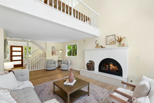 13525 62nd Avenue NE, Kirkland, WA 98034