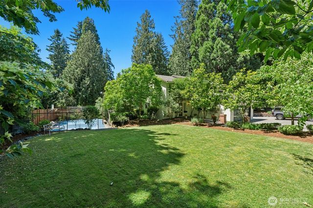 13525 62nd Avenue NE, Kirkland, WA 98034