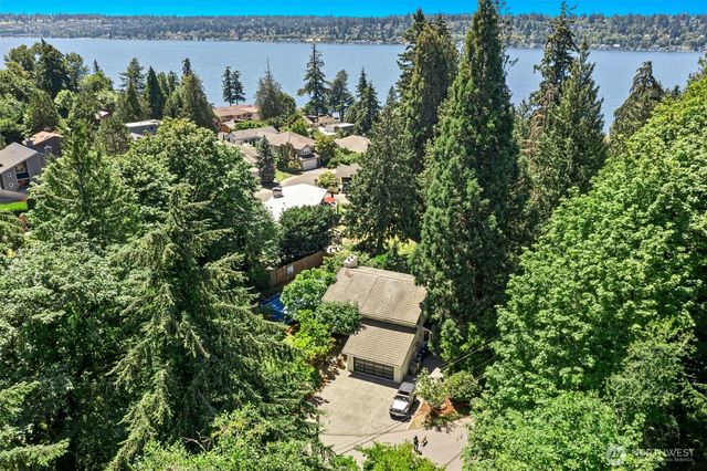 13525 62nd Avenue NE, Kirkland, WA 98034