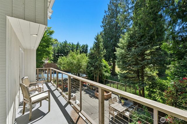 13525 62nd Avenue NE, Kirkland, WA 98034