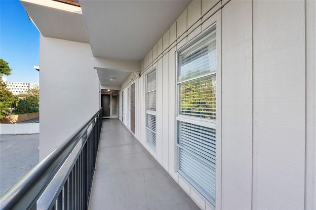 1967 S Ocean Boulevard 201, Pompano Beach, FL 33062