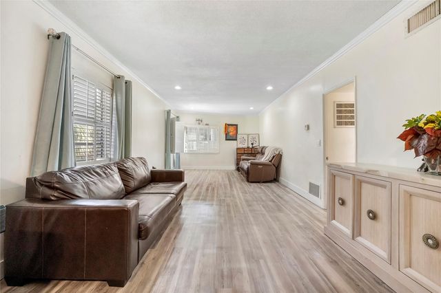 1967 S Ocean Boulevard 201, Pompano Beach, FL 33062