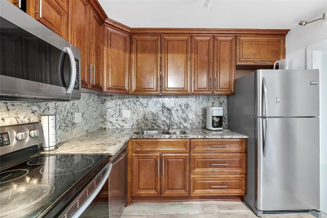 1967 S Ocean Boulevard 201, Pompano Beach, FL 33062