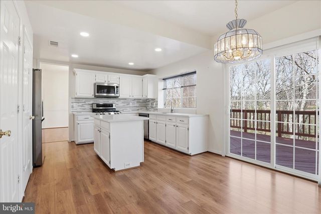 13201 MOUNTAIN ASH CT, Woodbridge, VA 22192