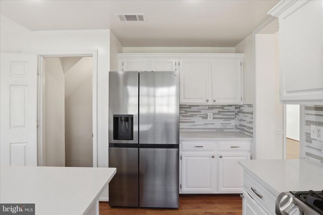 13201 MOUNTAIN ASH CT, Woodbridge, VA 22192