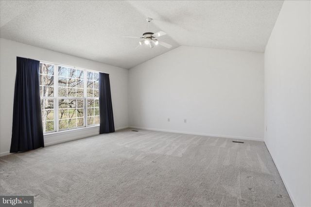 13201 MOUNTAIN ASH CT, Woodbridge, VA 22192