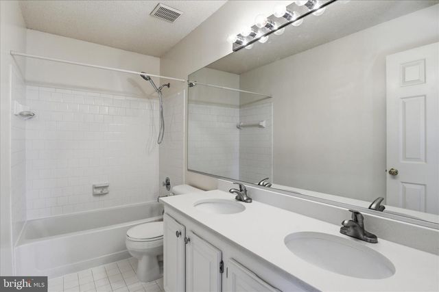 13201 MOUNTAIN ASH CT, Woodbridge, VA 22192