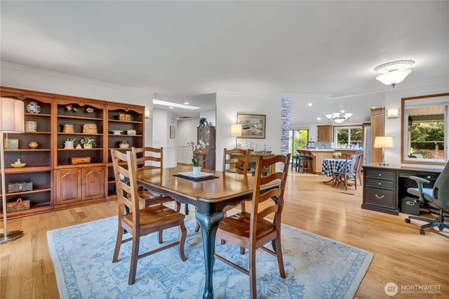 17424 SE 298th Street, Kent, WA 98042