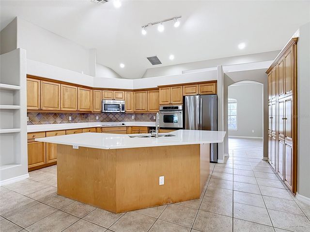 3910 COUNTRYSIDE VIEW COURT, St Cloud, FL 34772