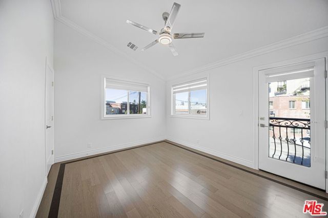 2017 Centinela C, Santa Monica, CA 90404