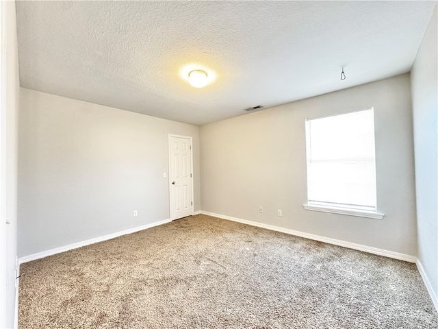 1837 Pointer Lane, Fayetteville, AR 72703