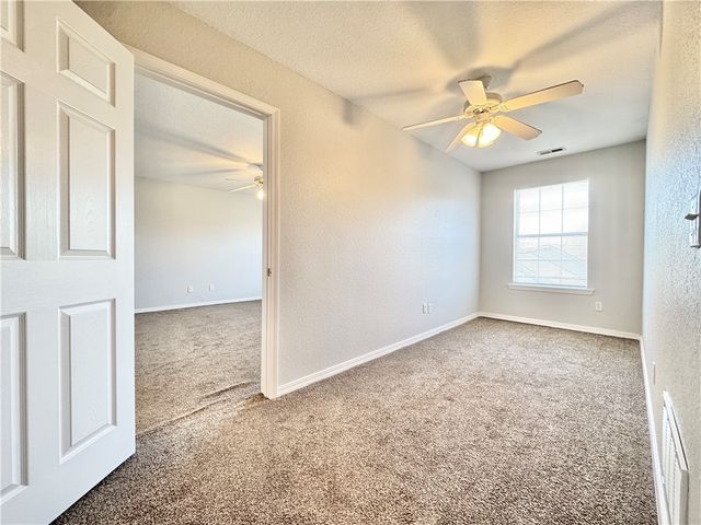 1837 Pointer Lane, Fayetteville, AR 72703