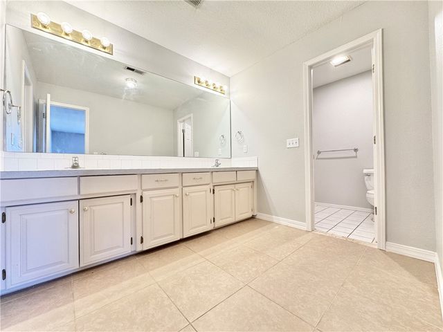 1837 Pointer Lane, Fayetteville, AR 72703