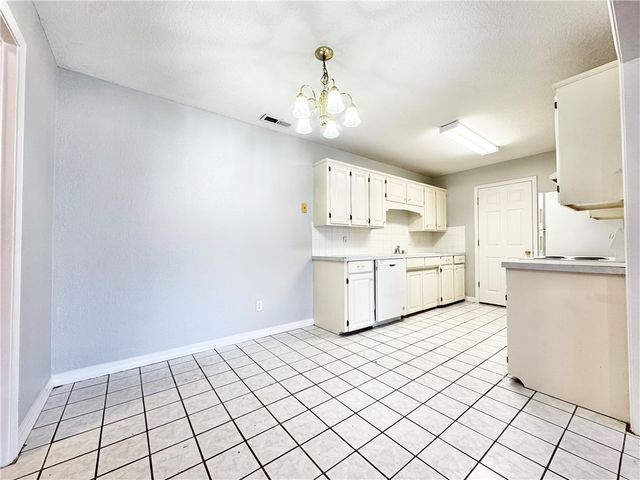 1837 Pointer Lane, Fayetteville, AR 72703