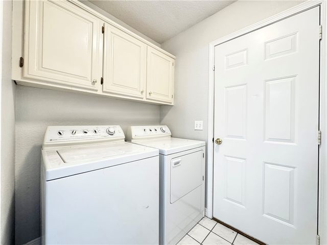 1837 Pointer Lane, Fayetteville, AR 72703