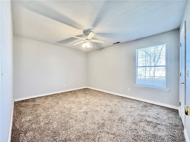 1837 Pointer Lane, Fayetteville, AR 72703