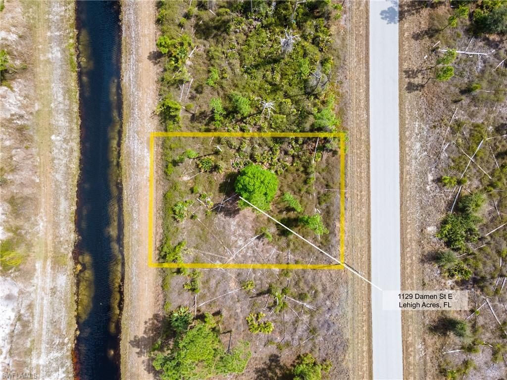 1129 Damen ST E, LEHIGH ACRES, FL 33974 — photo 4